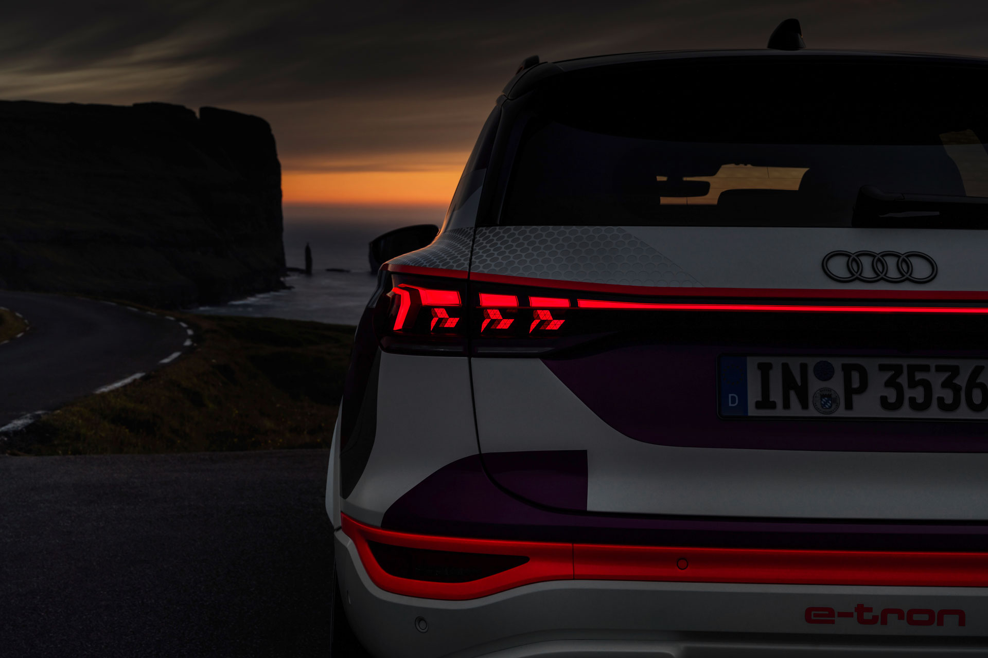 Audi Q etron lights